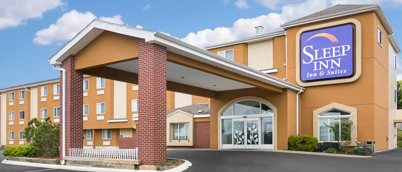 Sleep Inn & Suites Hotel in Niantic, CT