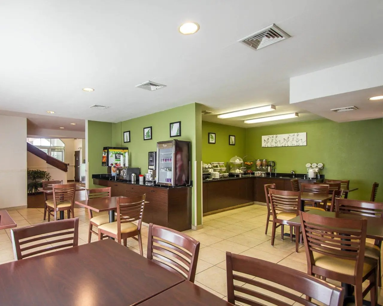 breakfast-area